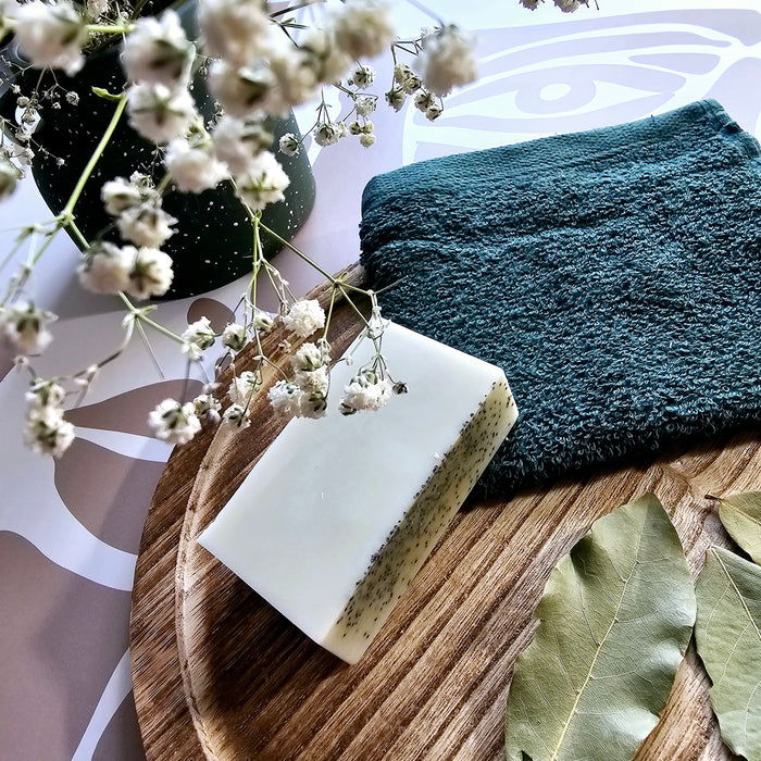 Bay Leaf + Tobacco Scented Soap