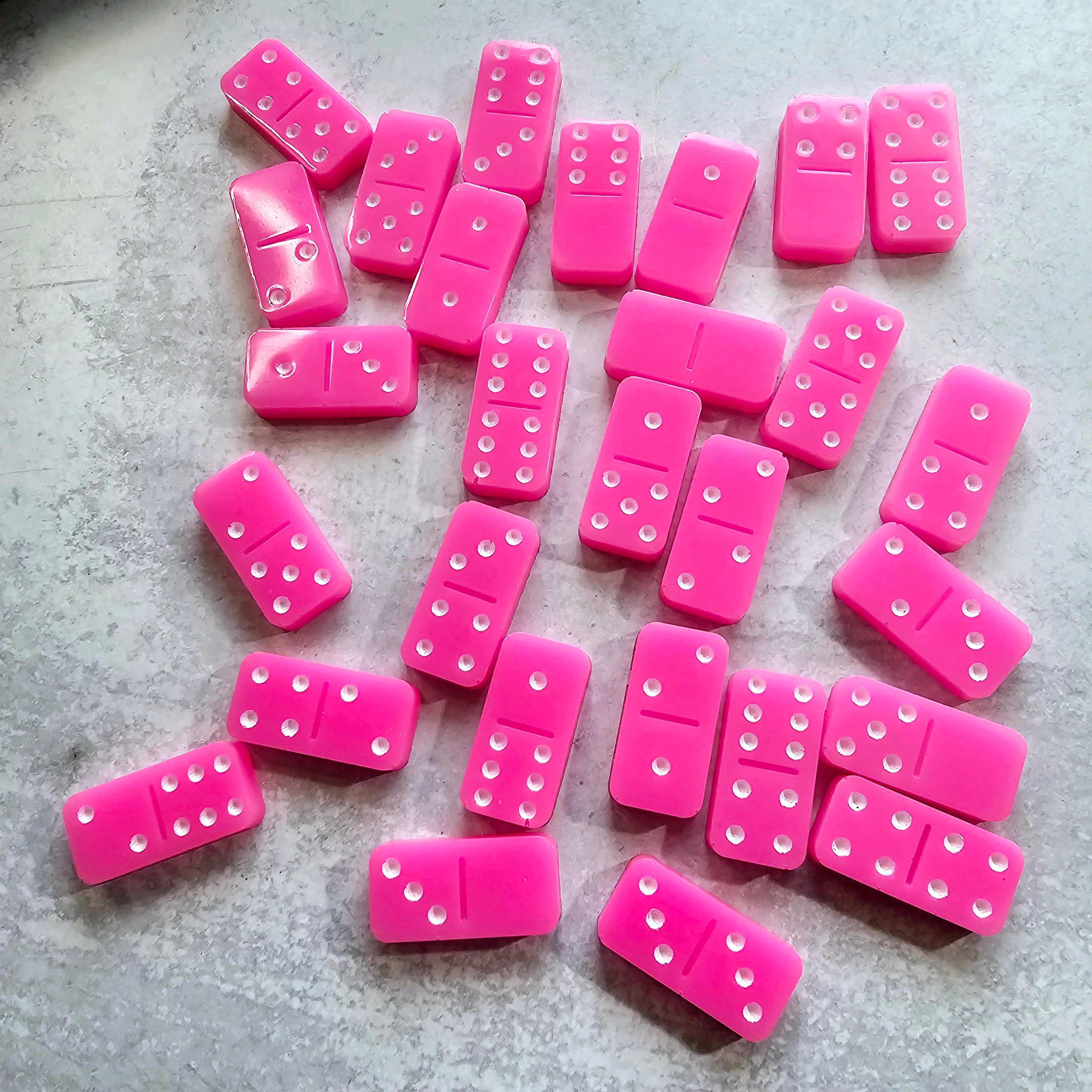 Domino Set - Pinky