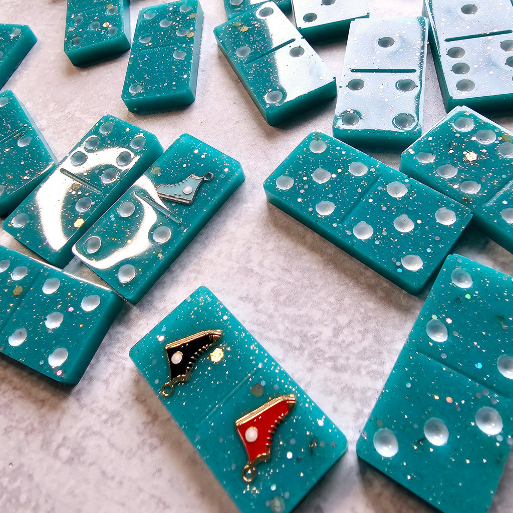 Domino Set - Glitter Ball All Star Chuck Party