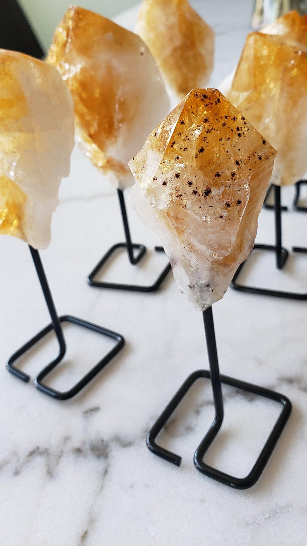Rough Cut Citrine Stand - YellowBagDesigns