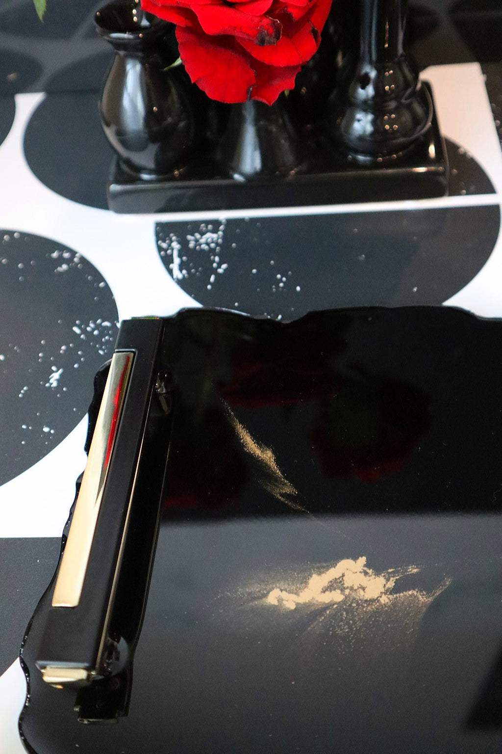 Black Resin Tray with Quartz Crystals- Floating Heart