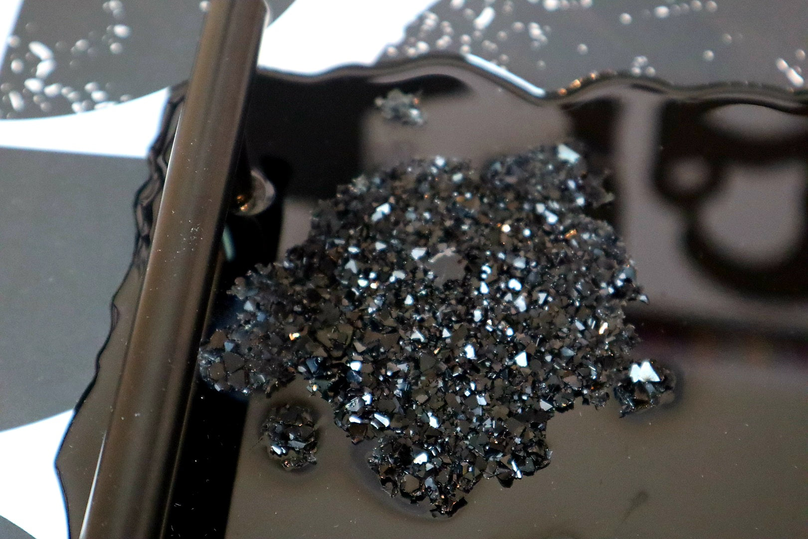 Noir Glow - Resin Tray